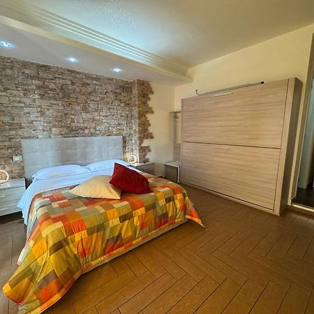B&B Palazzo Del Toro Montesilvano Marina Exteriör bild