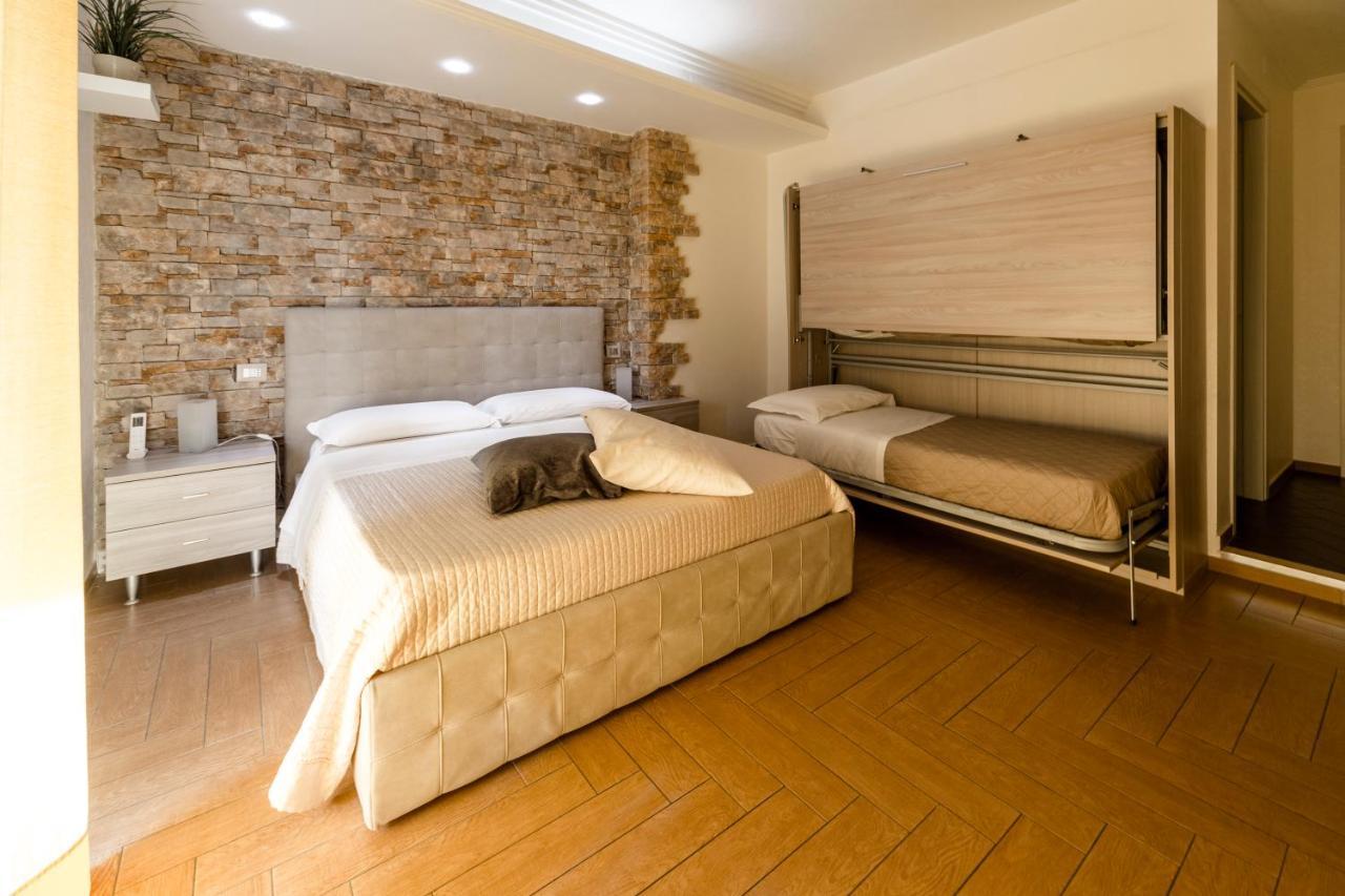 B&B Palazzo Del Toro Montesilvano Marina Exteriör bild