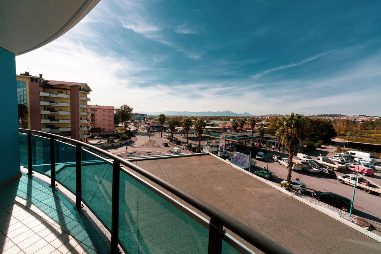 B&B Palazzo Del Toro Montesilvano Marina Exteriör bild