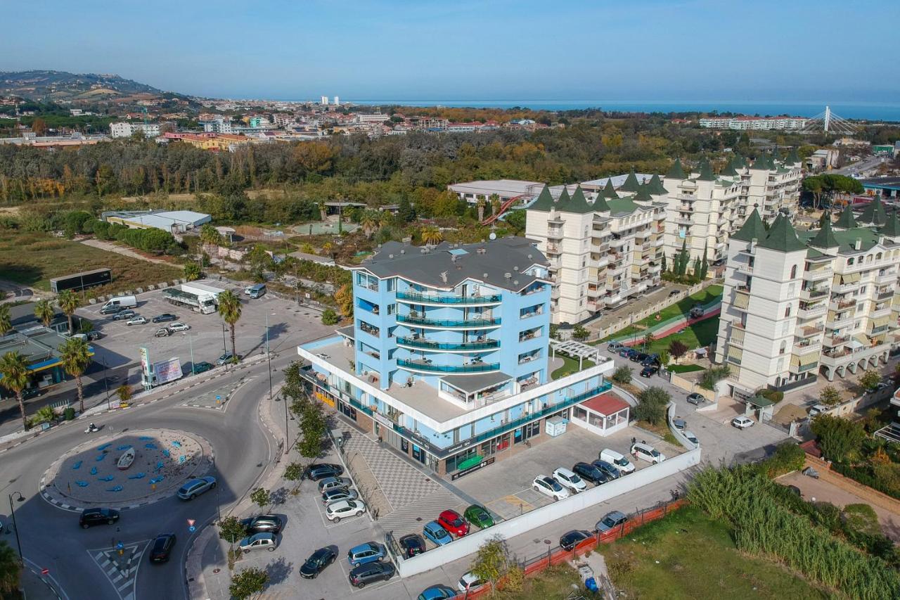 B&B Palazzo Del Toro Montesilvano Marina Exteriör bild