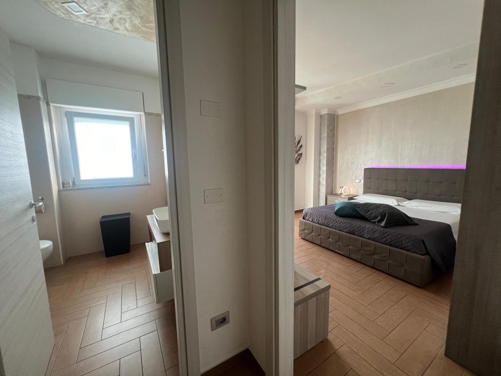 B&B Palazzo Del Toro Montesilvano Marina Exteriör bild